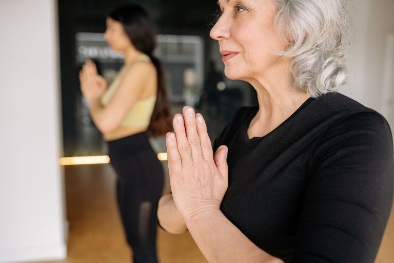 Paggawa ng yoga para sa puso